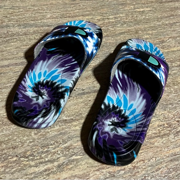 Champion Tie-Dye Blue and Purple Slides - Picture 6 of 13